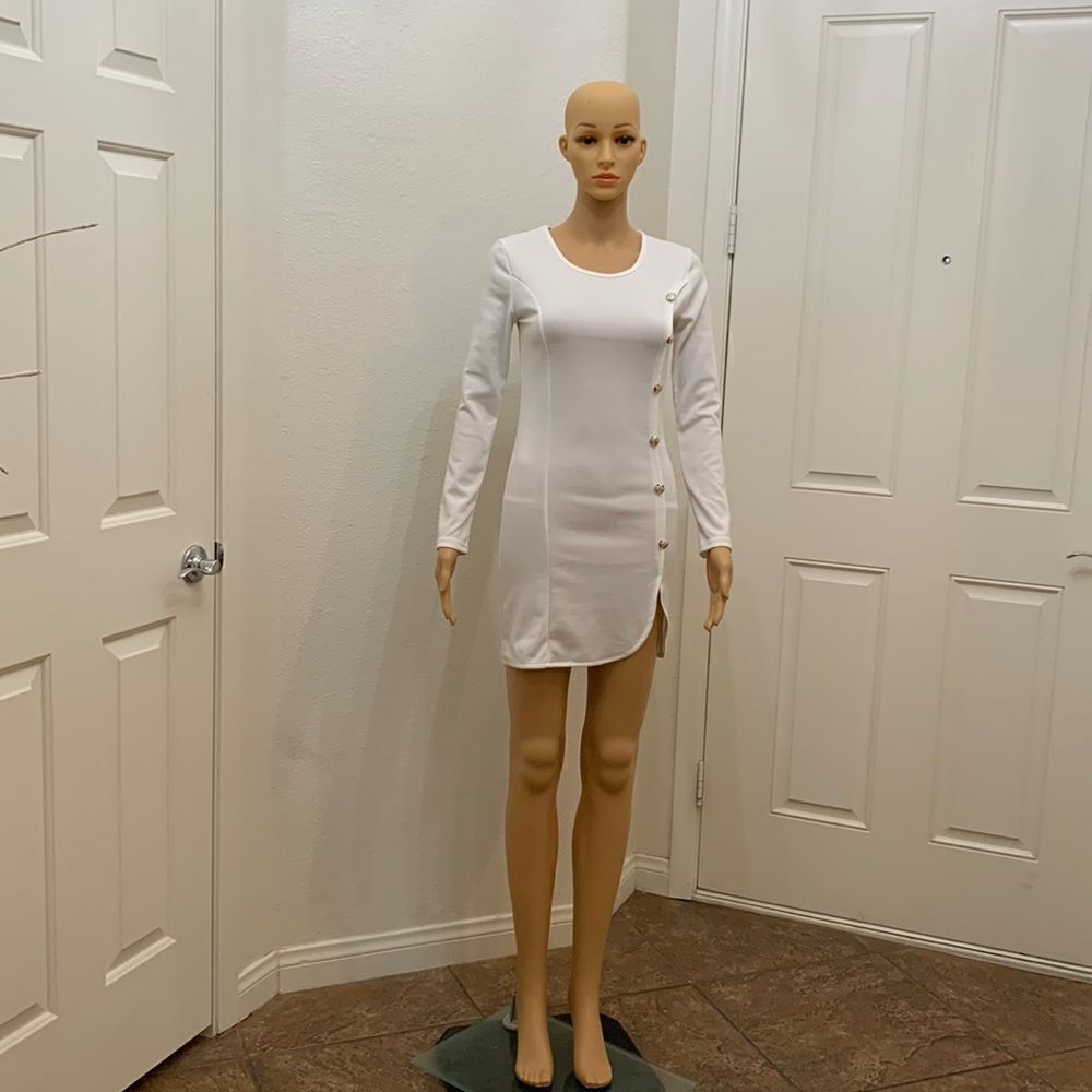 Zhuorankaili White Scoop Neck Mini Long Sleeve Side Sean’s Dress Silver Buttons